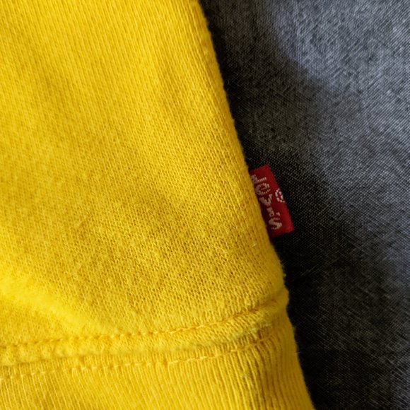 Levi’s Logo Hoodie in Yellow/White - Picture 6 of 8